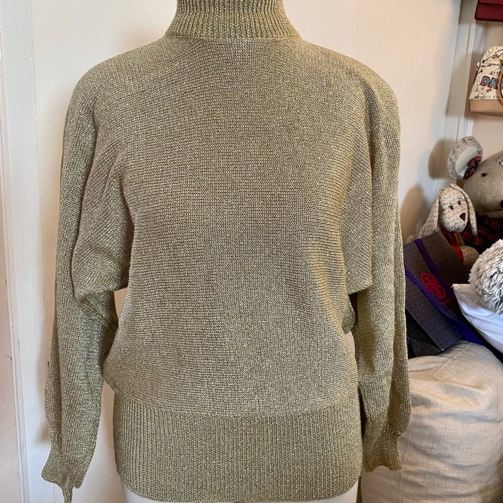 Vintage CACHÉ beautiful, gold sweater like new - Picture 7 of 15